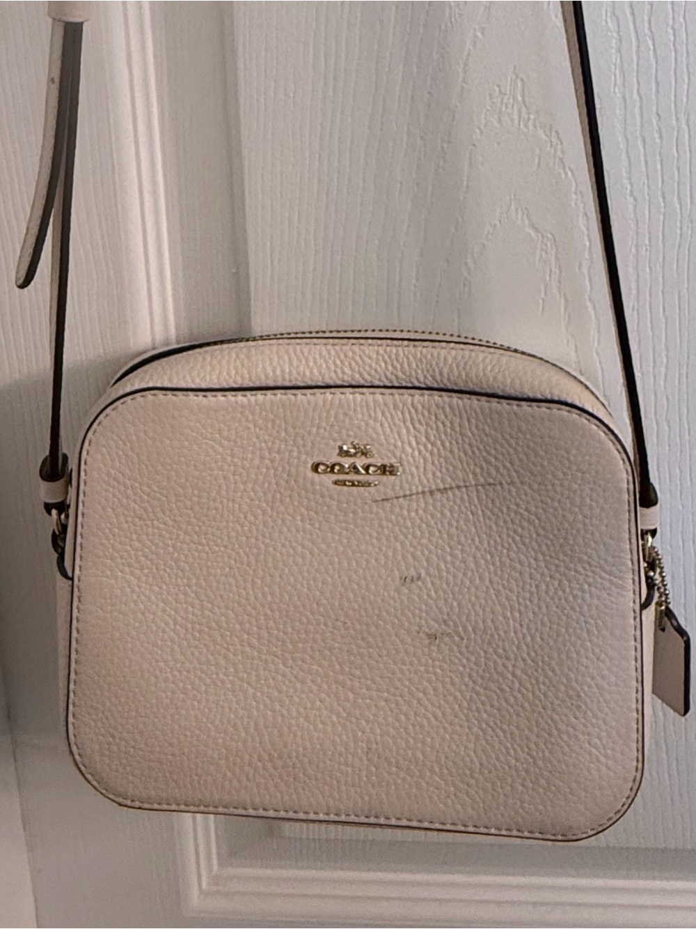 Coach Pebbled Leather Crossbody Bag in Off White with Gold Hardware - Picture 4 of 4
